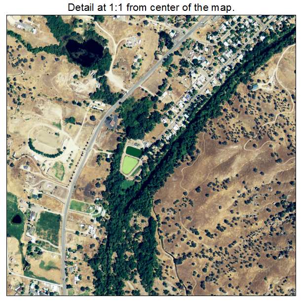Springville, California aerial imagery detail