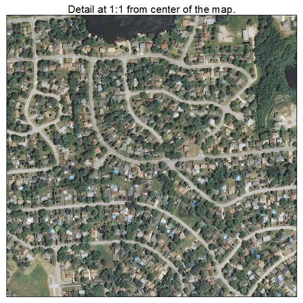 Lindenhurst, Illinois aerial imagery detail