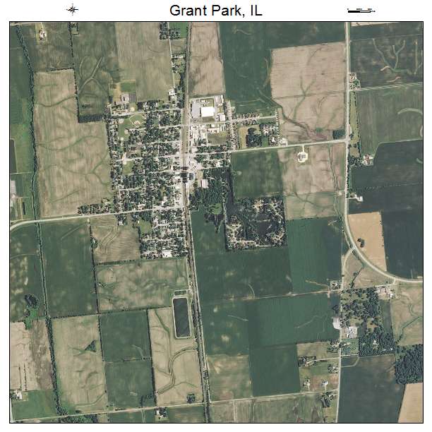 Grant Park, IL air photo map