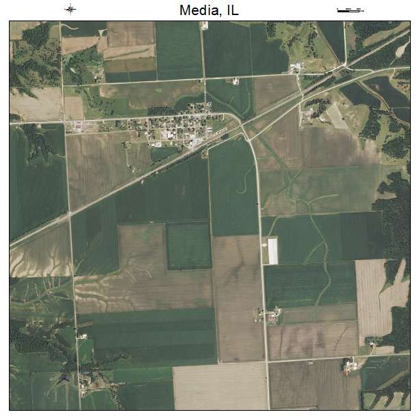 Media, IL air photo map