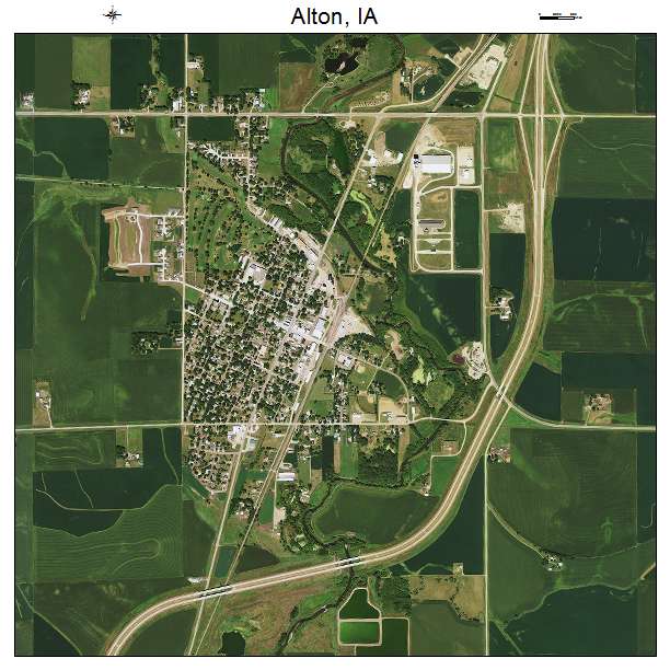 Alton, IA air photo map