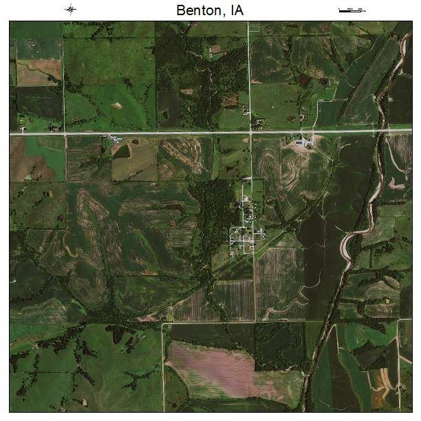 Benton, IA air photo map