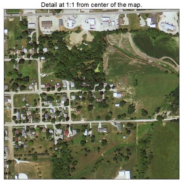 Sigourney, Iowa aerial imagery detail