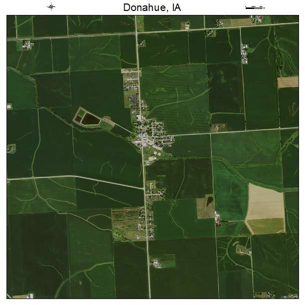 Donahue, IA air photo map