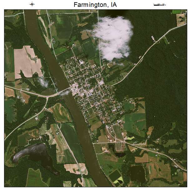 Farmington, IA air photo map