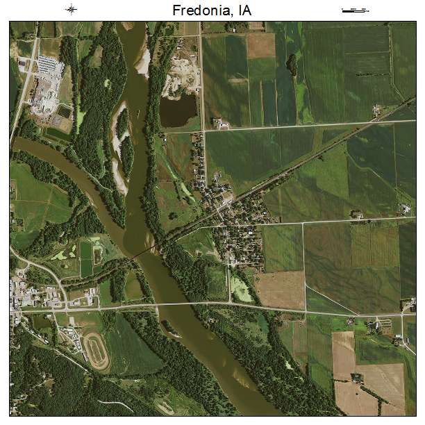 Fredonia, IA air photo map