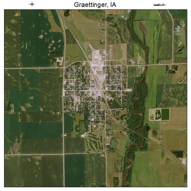 Graettinger, IA air photo map
