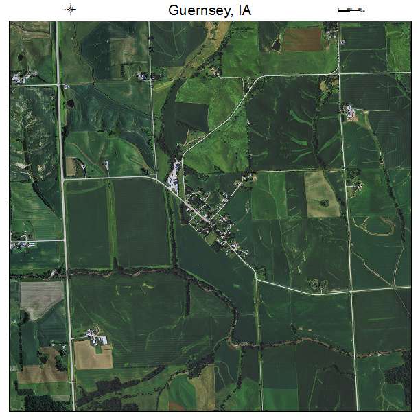 Guernsey, IA air photo map