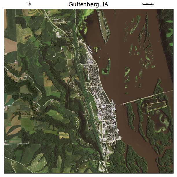 Guttenberg, IA air photo map