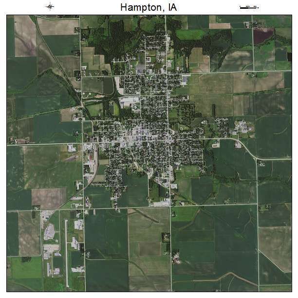 Hampton, IA air photo map