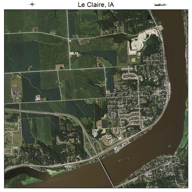 Le Claire, IA air photo map