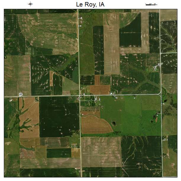 Le Roy, IA air photo map