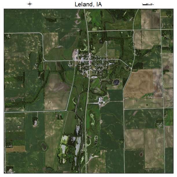 Leland, IA air photo map