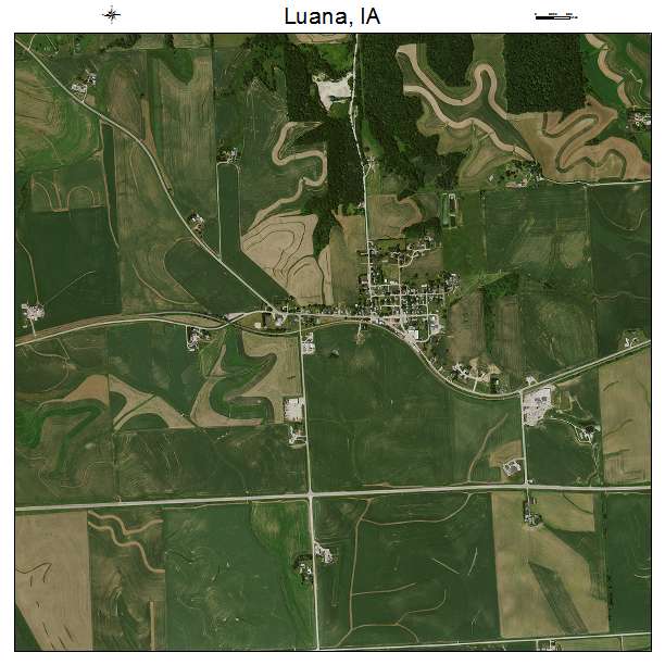 Luana, IA air photo map