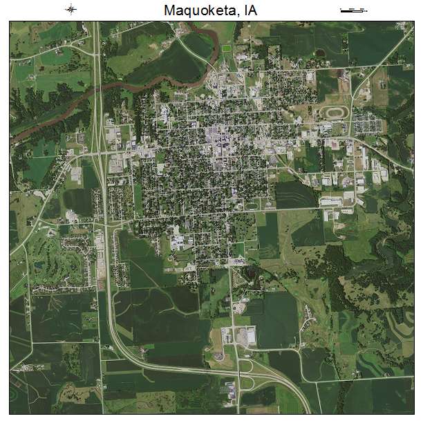 Maquoketa, IA air photo map