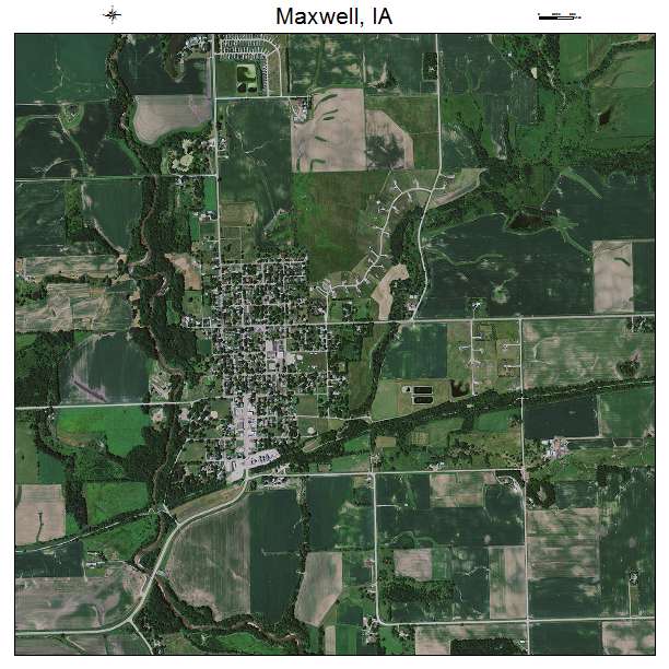 Maxwell, IA air photo map