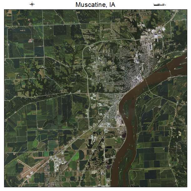 Muscatine, IA air photo map