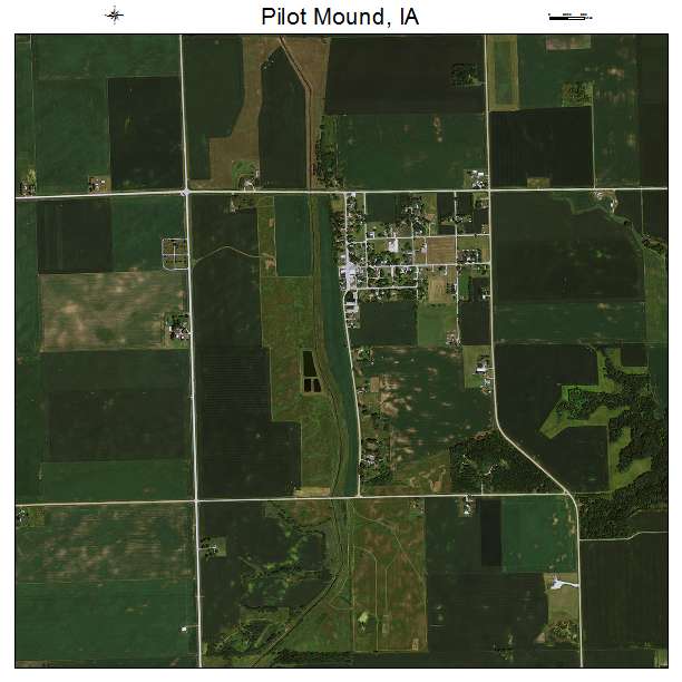 Pilot Mound, IA air photo map