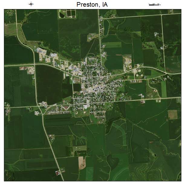 Preston, IA air photo map