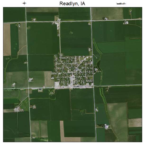 Readlyn, IA air photo map