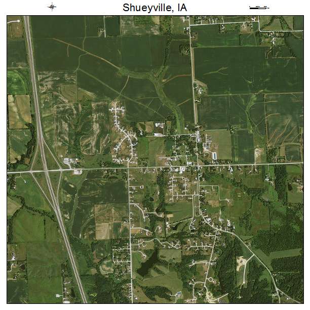 Shueyville, IA air photo map