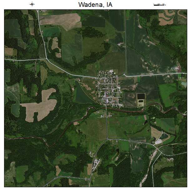 Wadena, IA air photo map