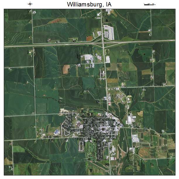 Williamsburg, IA air photo map