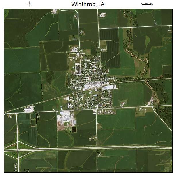 Winthrop, IA air photo map