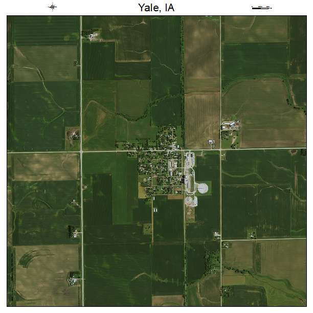 Yale, IA air photo map