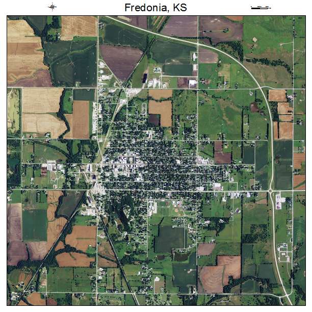 Fredonia, KS air photo map