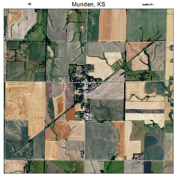 Munden, KS air photo map