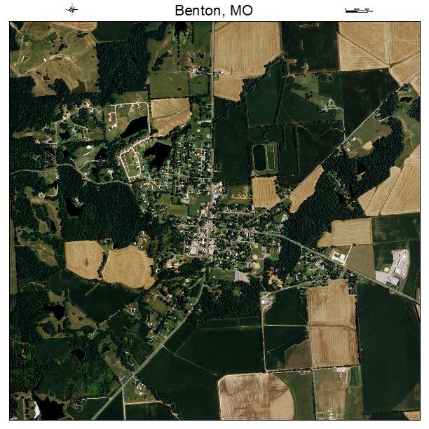 Benton, MO air photo map