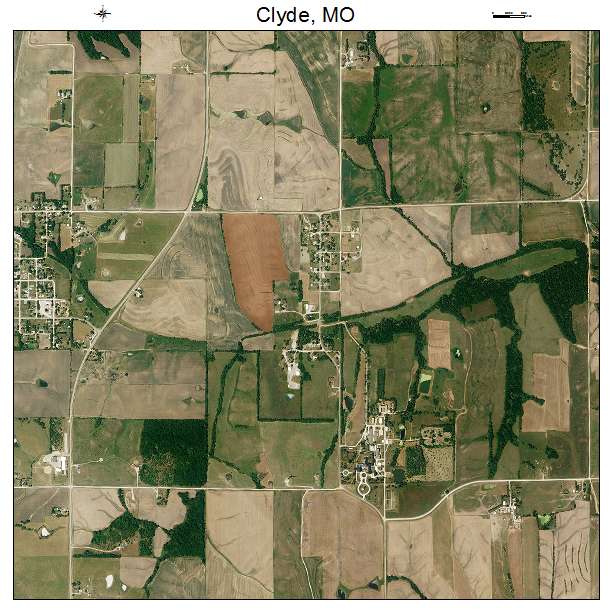 Clyde, MO air photo map