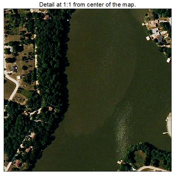 Crystal Lakes, Missouri aerial imagery detail