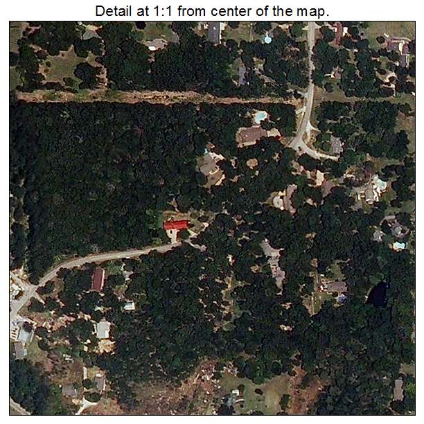 Shoal Creek Drive, Missouri aerial imagery detail