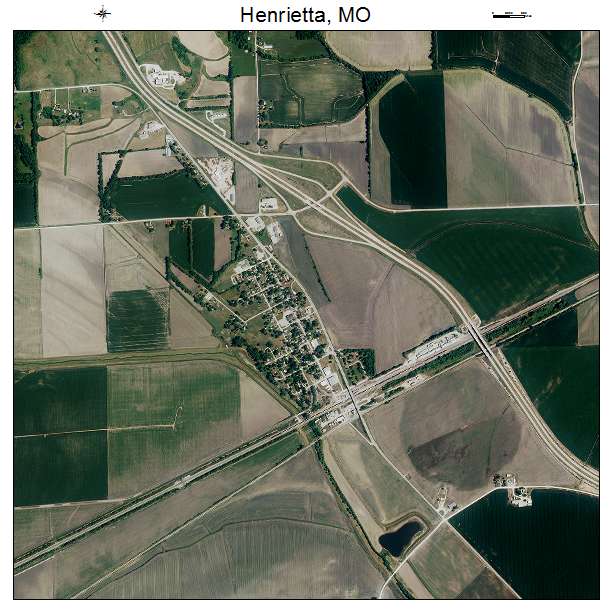 Henrietta, MO air photo map