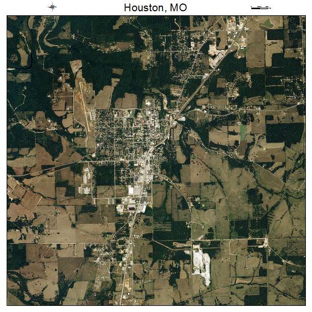 Houston, MO air photo map