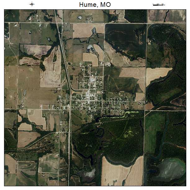 Hume, MO air photo map