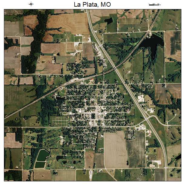 La Plata, MO air photo map