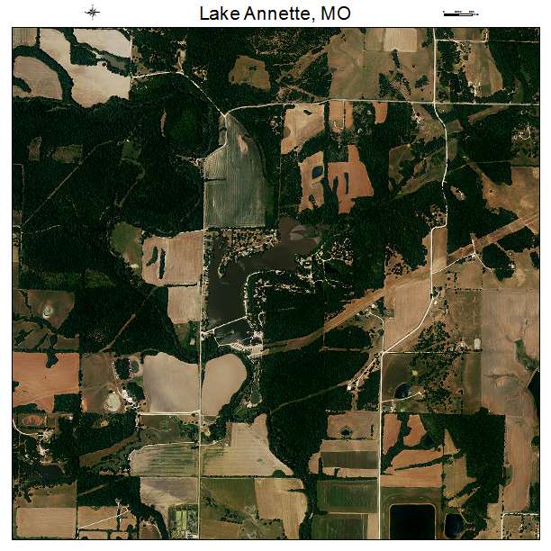 Lake Annette, MO air photo map