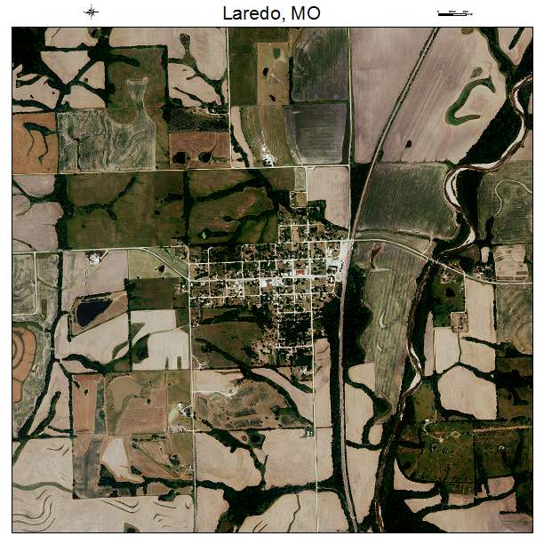 Laredo, MO air photo map