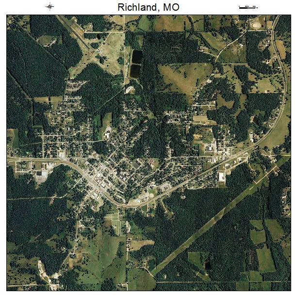 Richland, MO air photo map