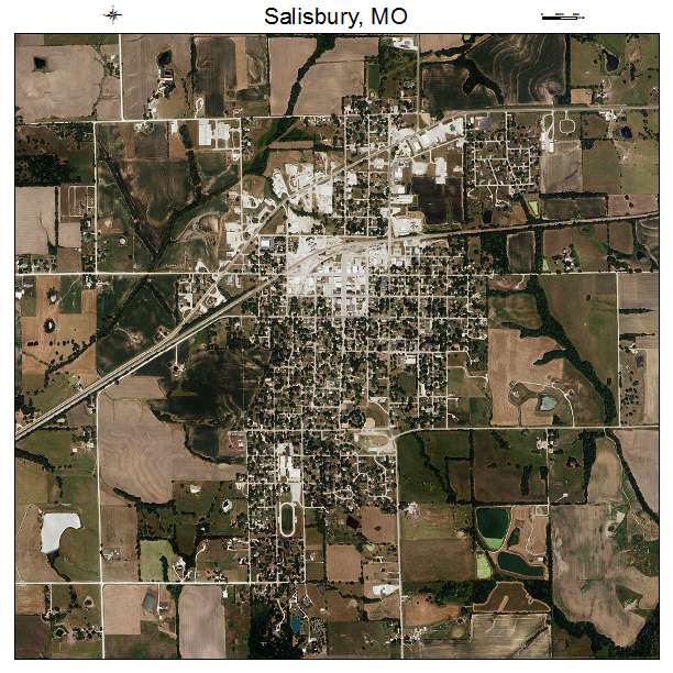 Salisbury, MO air photo map