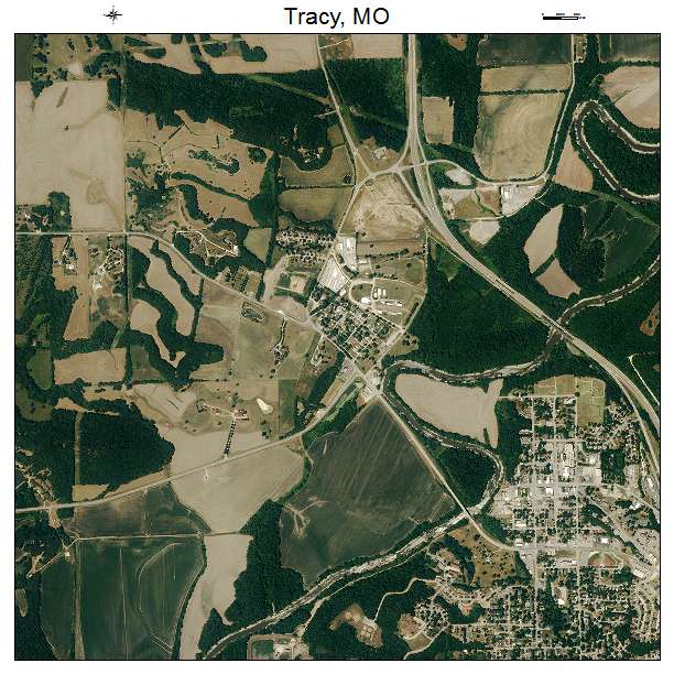 Tracy, MO air photo map