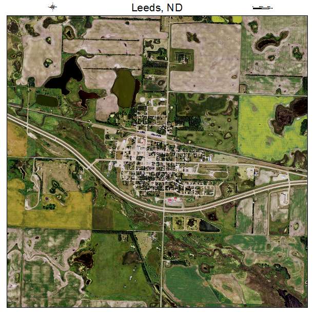 Leeds, ND air photo map