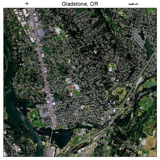 Gladstone, OR air photo map