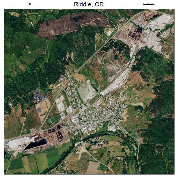 Riddle, OR air photo map