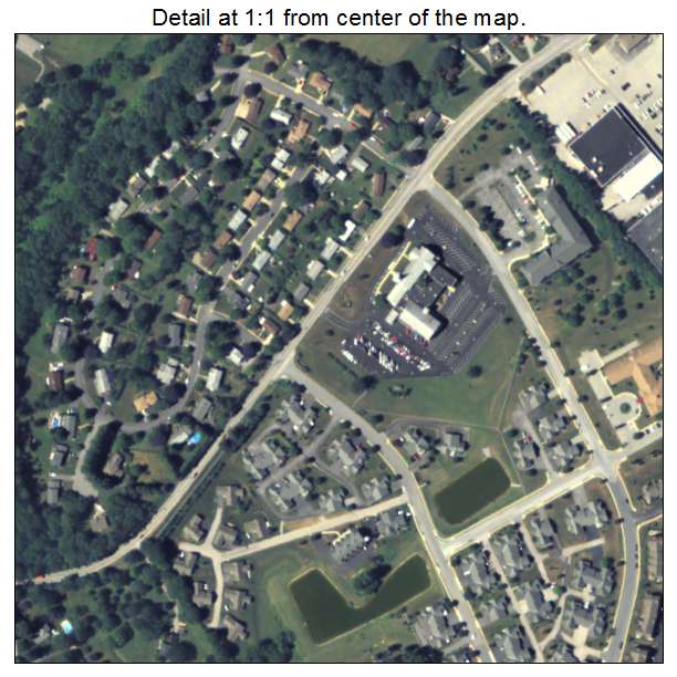 Tyler Run Queens Gate, Pennsylvania aerial imagery detail