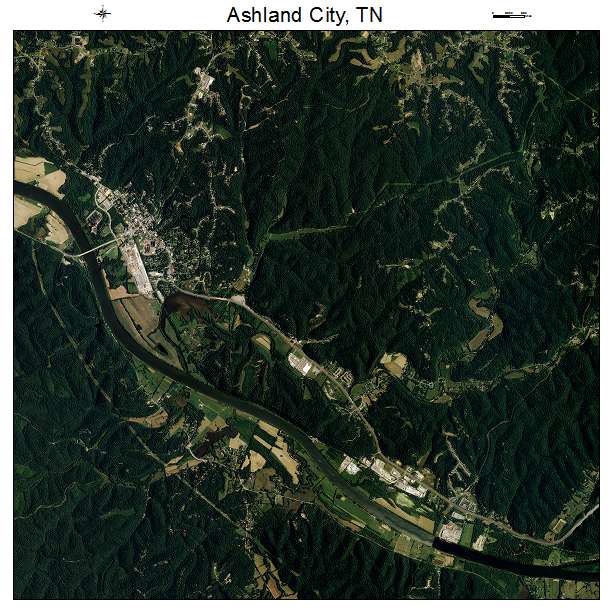Aerial Photography Map of Ashland City, TN Tennessee