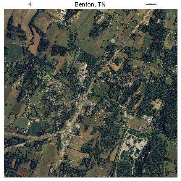 Benton, TN air photo map